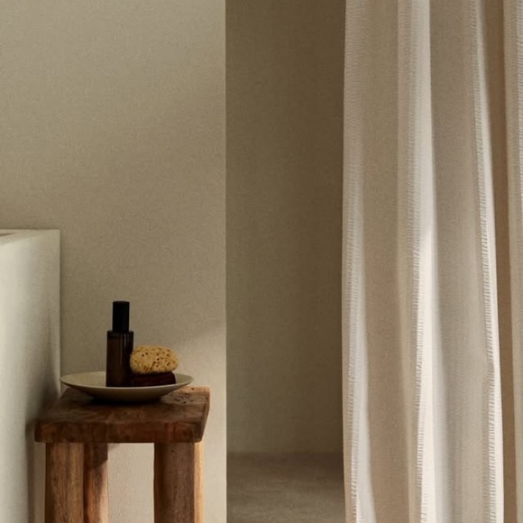 H&M Home Cream Seersucker Shower Curtain - Picture 3 of 4